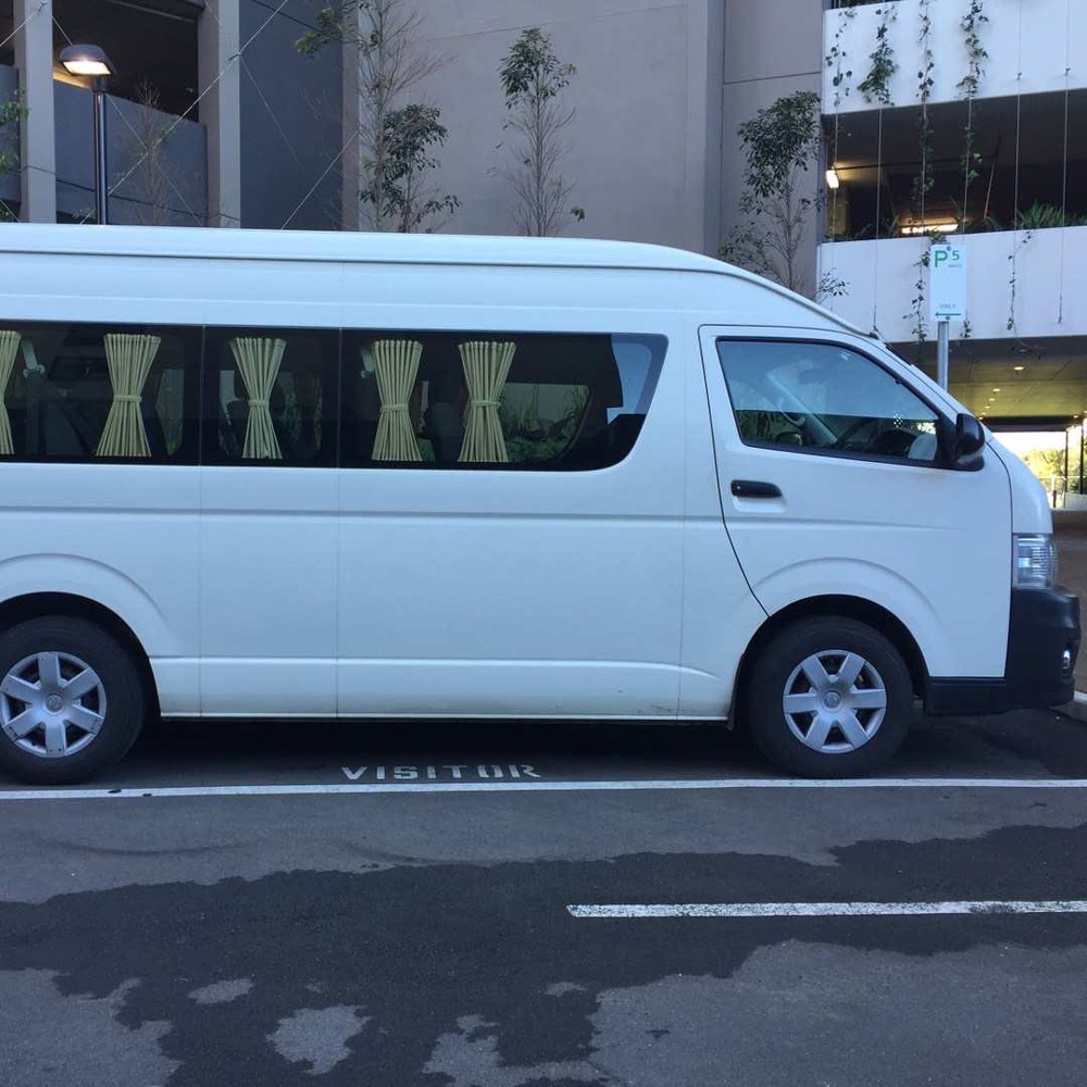 【Sydney悉尼】12座丰田海狮Toyota Hiace中文司导陪同包车游玩